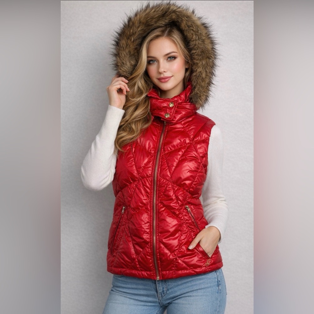 Guess Quilted Vest Womens S Red, Zip Pockets Mock Neck Hood Faux Fur Trim
